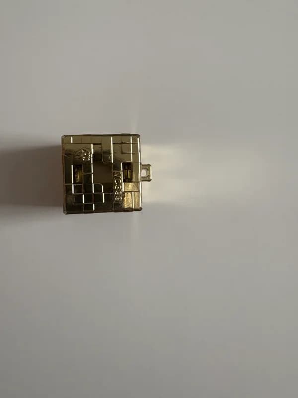 Kinder Joy Minecraft Golden Block