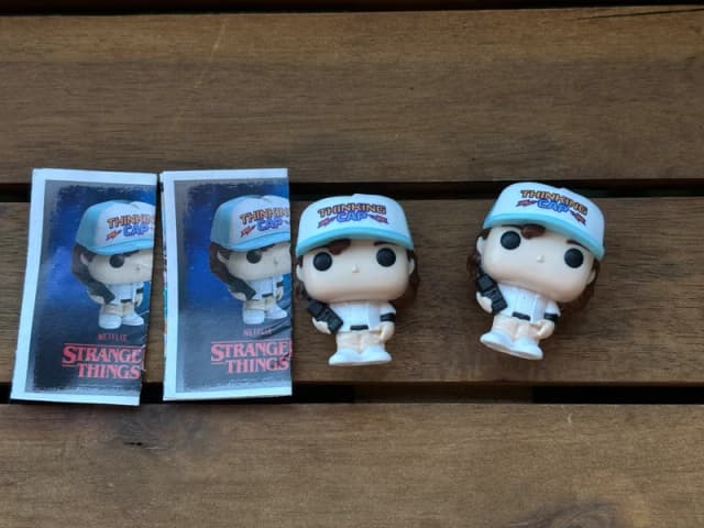 Kinder Stanger Things