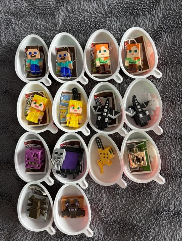 Kinder joy Minecraft всі фігурки