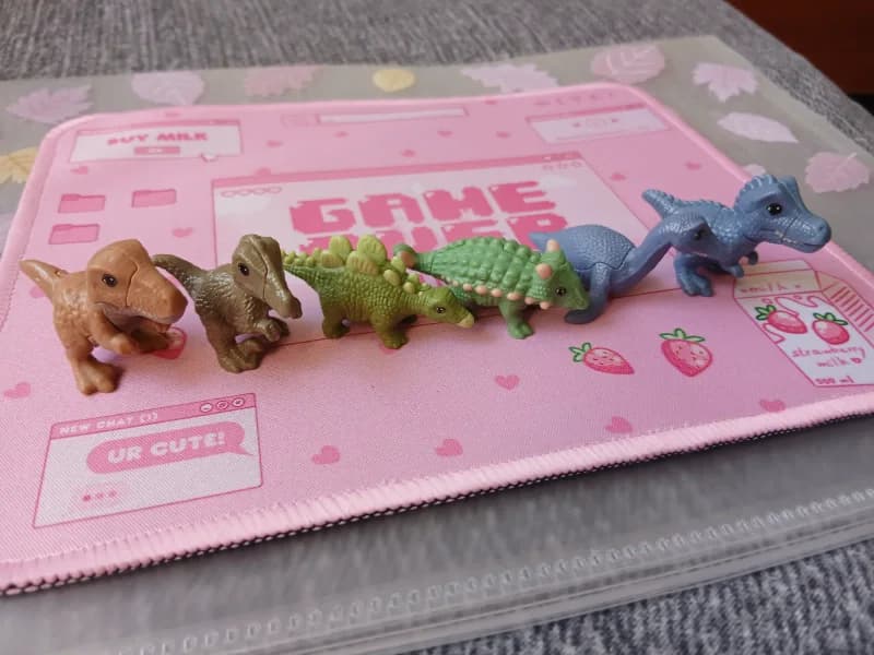 Kinder Surprise Natoons динозаври
