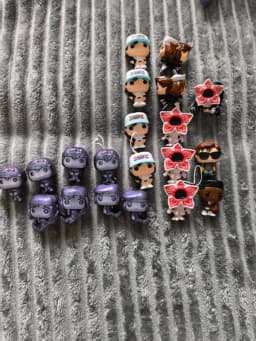 Кіндер Stranger things