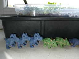 Kinder natoons (динозаври) фото 1