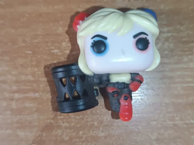 Funko Pop DC Super Heroes Kinder Joy Harley Quinn
