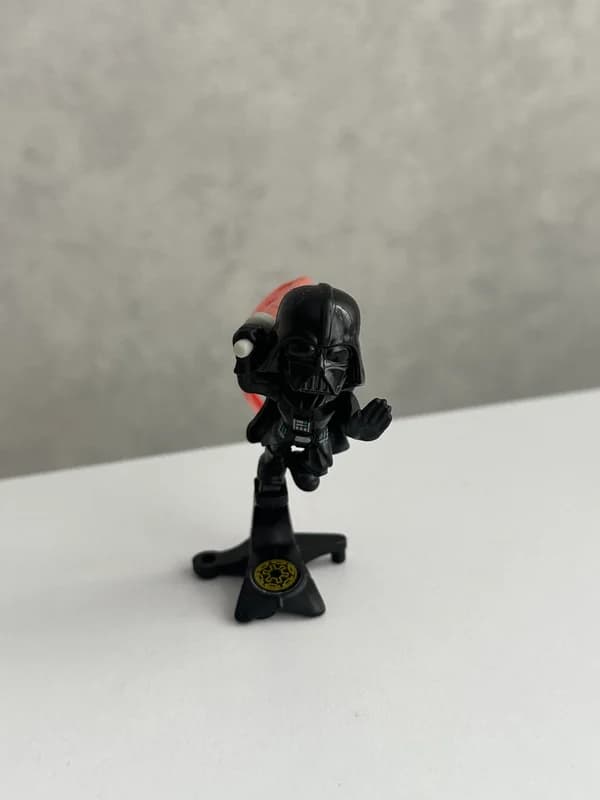 Дарт Вейдер Kinder Star Wars